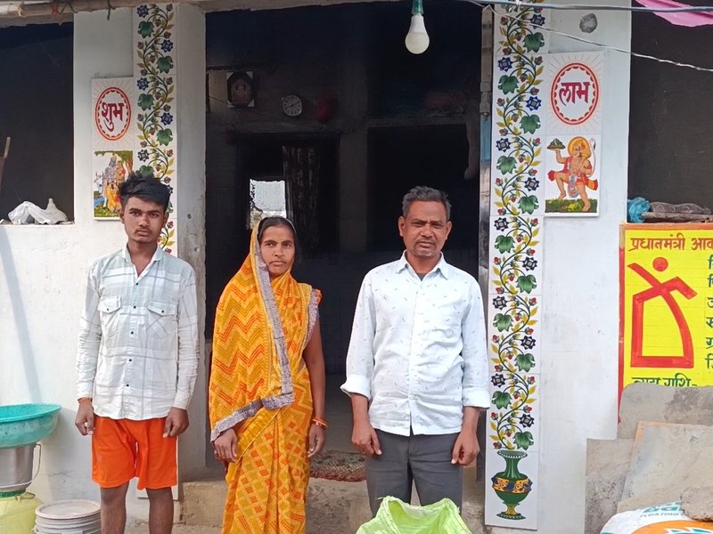 छत्तीसगढ़ के सरकड़ा गांव में विकास की नई तस्वीर, पीएमएवाई से खुशहाल हुए परिवार