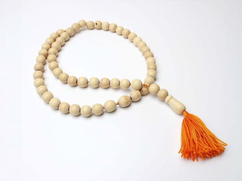 तुलसी माला: तन और मन दोनों को रखे शुद्ध, जानें पहनने के नियम और चमत्कारिक लाभ