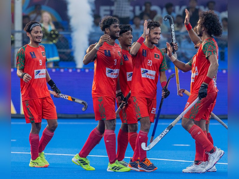Bangladesh clinch Challenger Trophy to sign off from Men’s Junior World Cup hockey, with victory over Australia in their final playoff match in Madurai on Monday. Photo credit: FIH