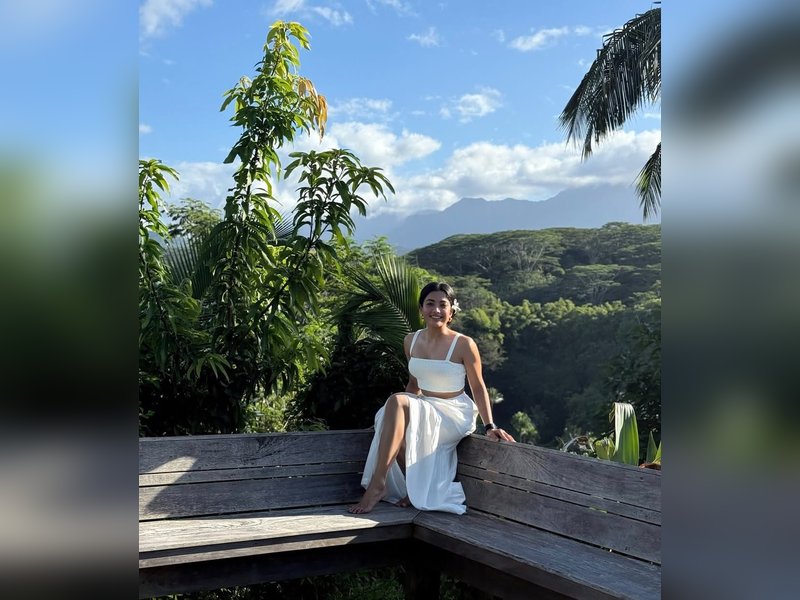 Rashmika Mandanna urges fans to forgive and love themselves, shares a positive message on living life