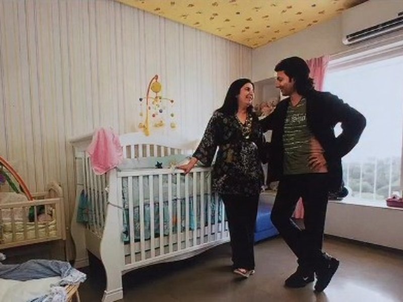 Farah Khan has a hilarious message for the haters on her 21st anniversary with Shirish Kunder