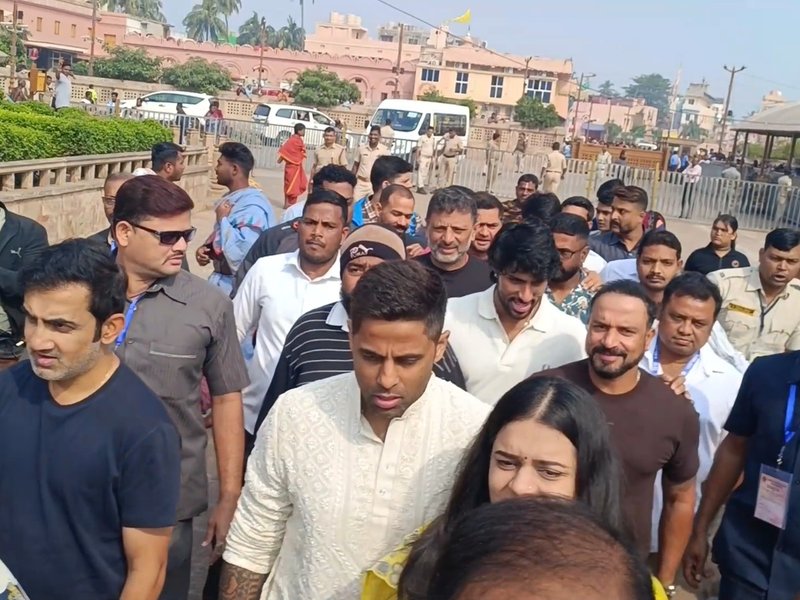 Captain SKY, coach Gambhir and others visit Shri Jagannath Temple ahead of first T20I 