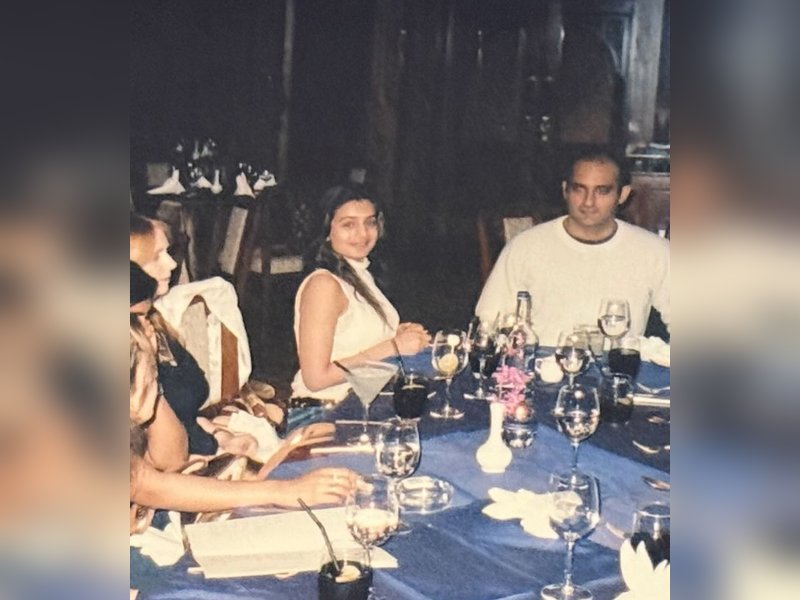 Ameesha Patel heaps praise on Akshaye Khanna, shares throwback picture from ‘Humraaz’