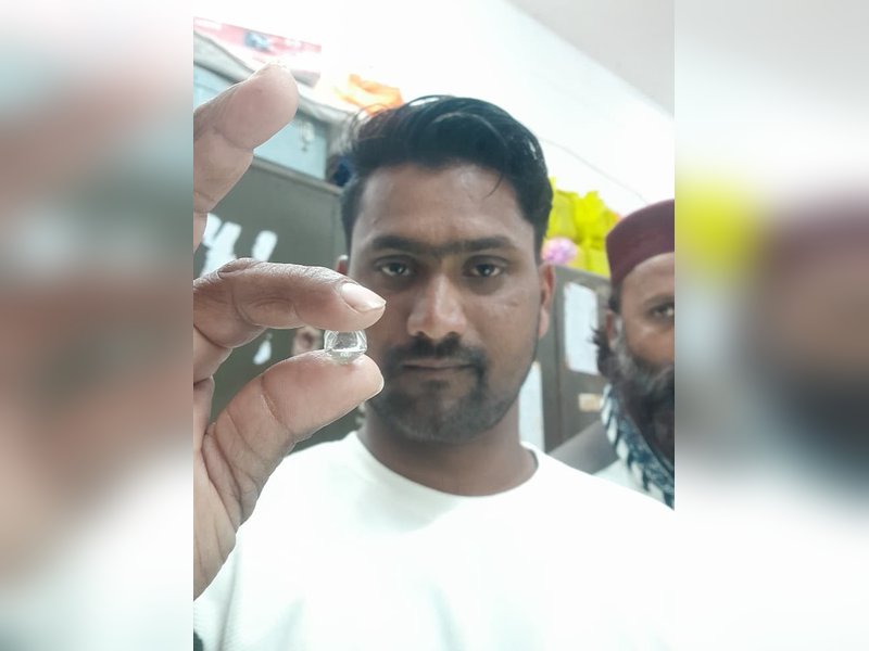 Goatherd-turned-miner in Panna strikes lucky with 15.34-carat diamond find