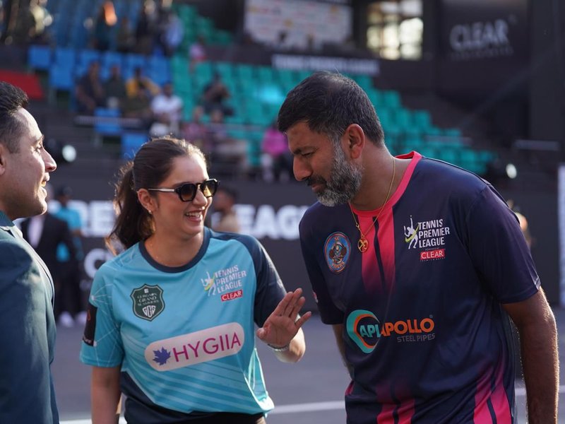 Sania, Bopanna take to court for exhibition match on opening day of Tennis Premier League 7