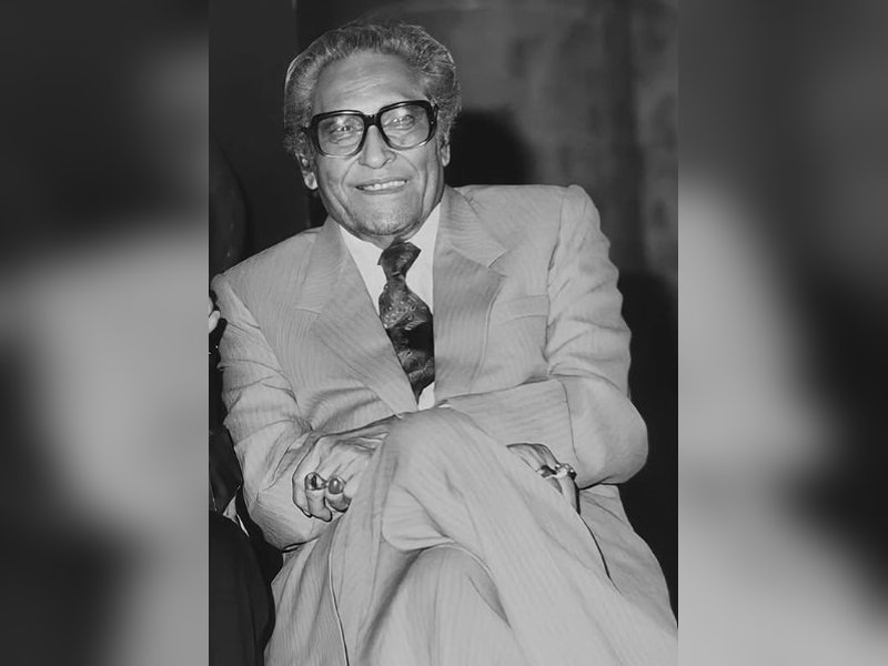  सिनेमा के पहले 'सुपरस्टार': ऐसे हुई थी फिल्मी दुनिया में 'दादा मुनि' की एंट्री, निर्माता ने कहा था- छोड़ देना एक्टिंग 