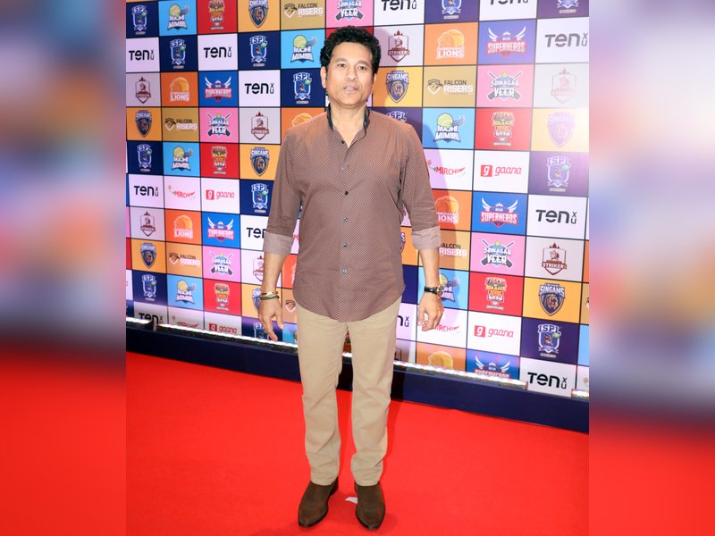 Hope this day brings success, happiness, and positivity: Sachin, Kohli lead Holi greetings