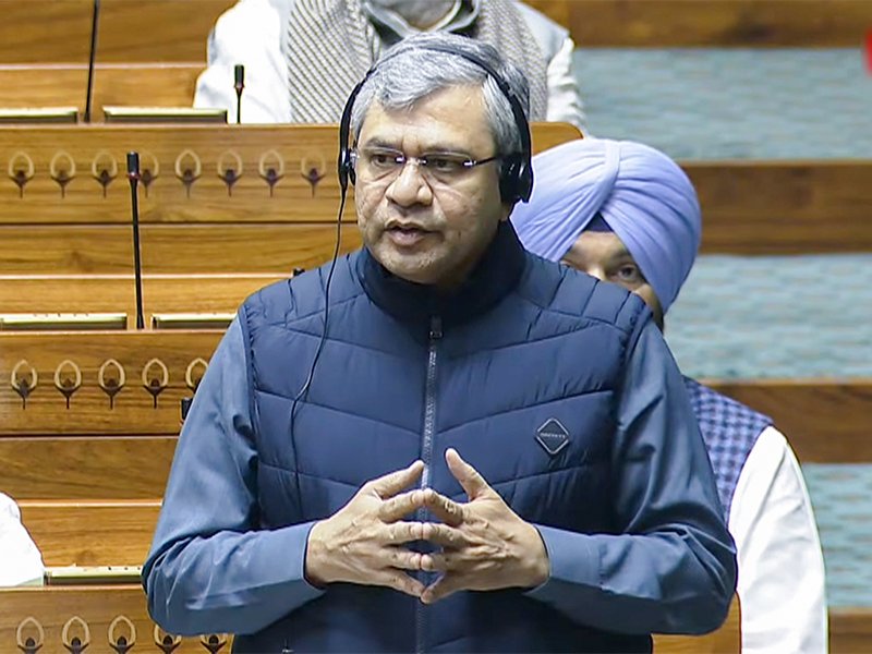 रेलवे की दैनिक ट्रेन सेवाओं की औसत संख्या बढ़कर 11,740 हुई : अश्विनी वैष्णव