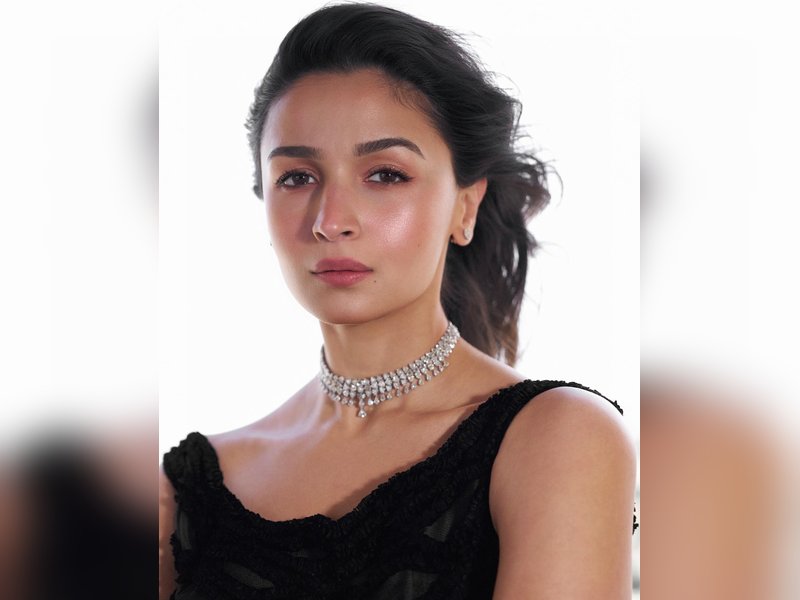 Alia Bhatt exudes radiance and timeless charm in a chic black gown in Jeddah