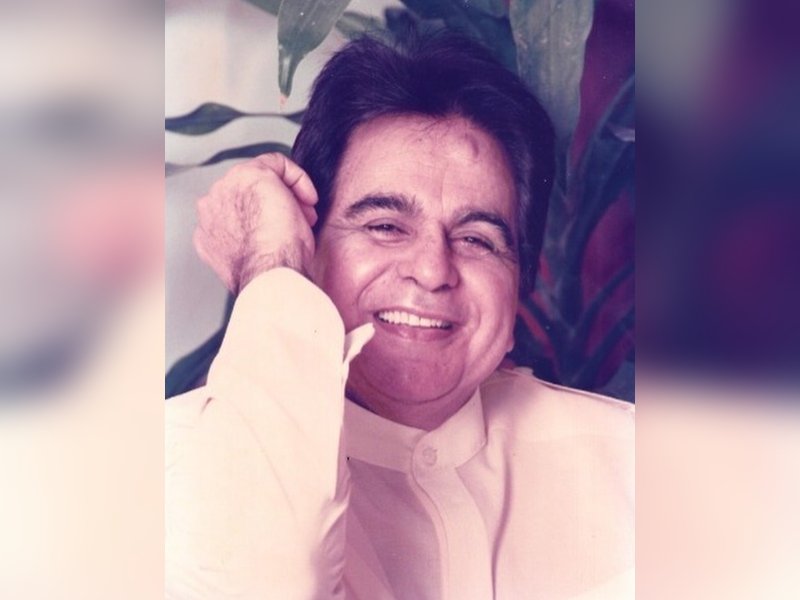 Jackie Shroff pays tribute to Dilip Kumar on 103rd birth anniversary