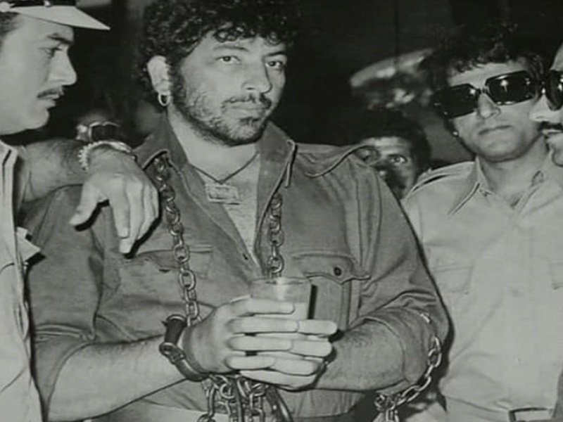 क्लासिक कल्ट फिल्म 'शोले' में गब्बर बनने के लिए अमजद खान ने की थी खूब मेहनत, धोबी से ली थी प्रेरणा