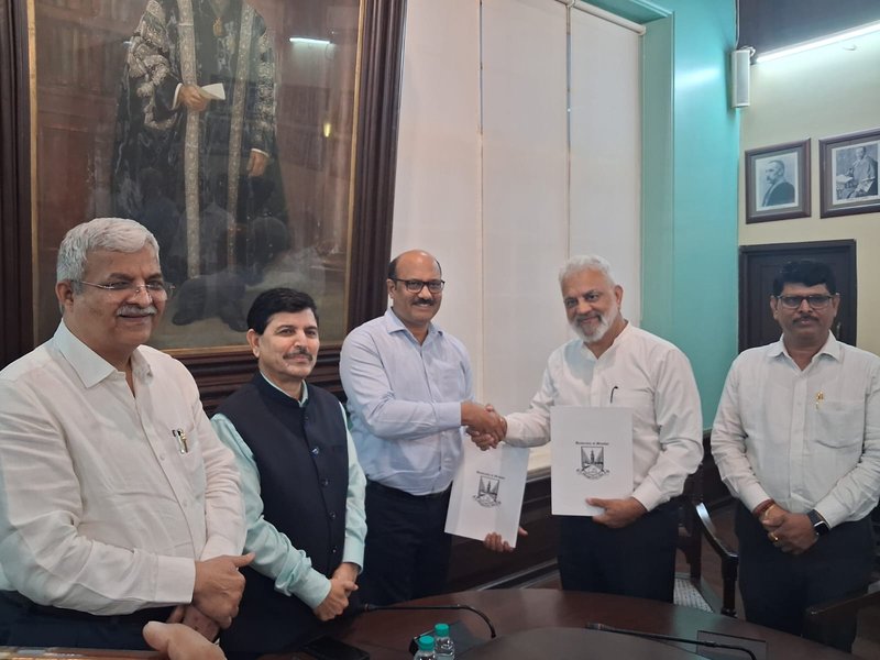 Mumbai University, VES partner to set up CoE in Sindhi language, heritage and culture studies