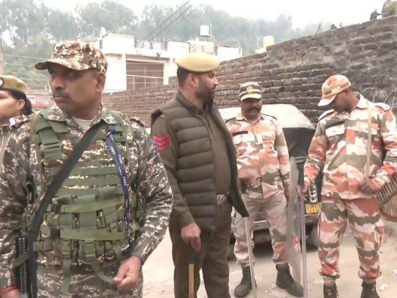 J&K: Crackdown against OGWs, over 150 detained in Srinagar (Photo: IANS)