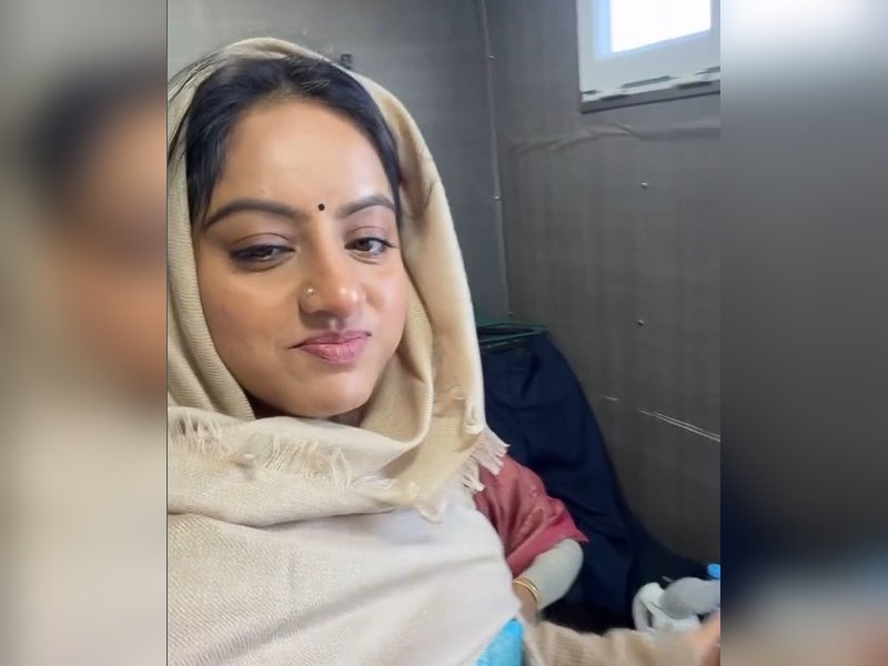 Deepika Singh binges on desi paratha with her 'Mangal Lakshmi' co-stars in Georgia