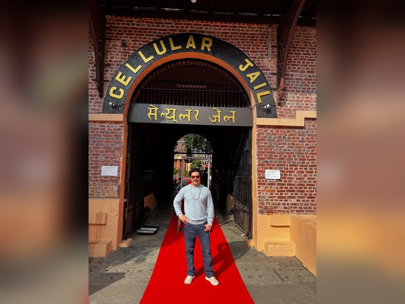 Randeep Hooda revisits the jail where Veer Savarkar was captured on 115 years of Sagara Pran Tarmalala