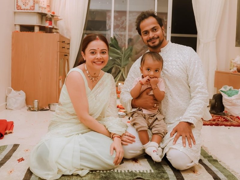 Devoleena Bhattacharjee dedicates her anniversary to her loving, caring, & supportive husband 