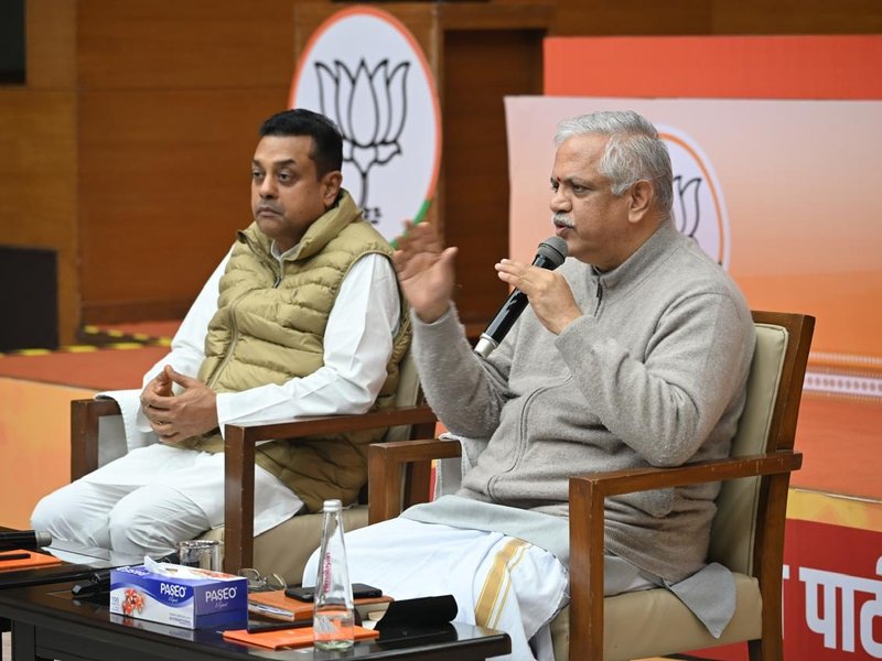 Manipur BJP legislators meet in Delhi, discuss peace process in violence-hit state 