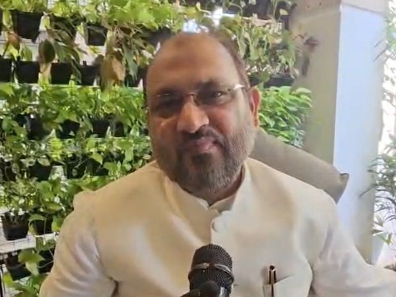 'Age not in Kharge's favour, Rahul not able to deliver': Moquim after expulsion from Cong (IANS Interview)