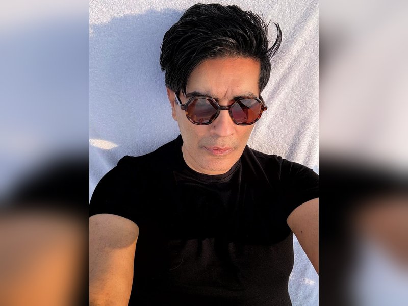 Manish Malhotra takes a rare break from work, recharges by the beach