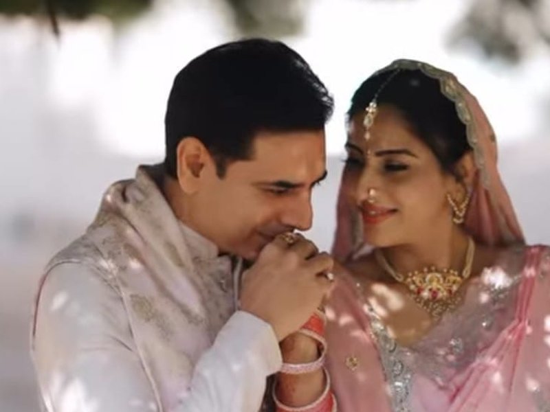 Anupamaa's Ashlesha Savant celebrates one month of her dreamy Vrindavan wedding: ‘Our hearts belong to you’