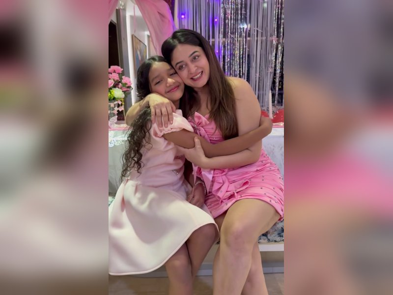 Mahhi Vij wishes foster daughter Khushi on her birthday: 'She is not related to my blood but she is my first love'