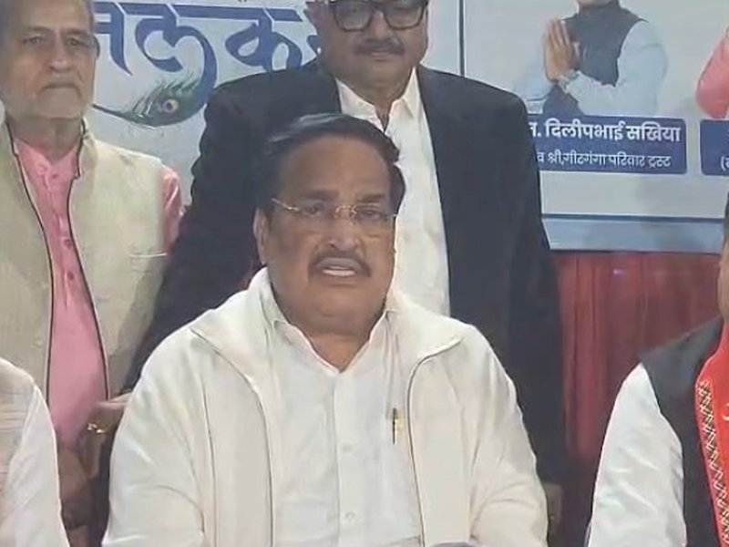 गुजरात: सीआर पाटिल ने जल संरक्षण अभियान को सराहा, नमामि गंगे की प्रगति पर दी जानकारी