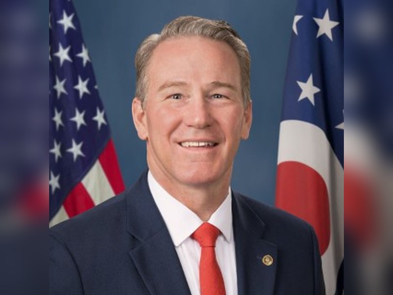 Bipartisan US senators introduce bill to sanction buyers of Russian oil