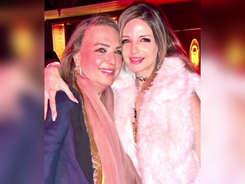 Sussanne Khan pens a heartfelt tribute for her late mother Zarine Khan 40 days after her demise