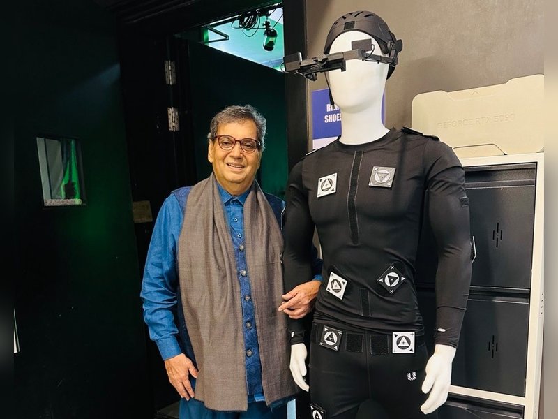 Subhash Ghai wishes mother on her birthday, credits all his success to her 'spiritual lectures & inspiring letters'