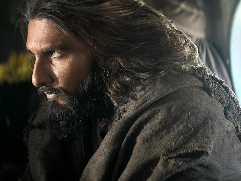 सिंहावलोकन 2025: बॉलीवुड में इन एक्टर्स का रहा दबदबा, स्क्रीन पर छाया रहा जादू