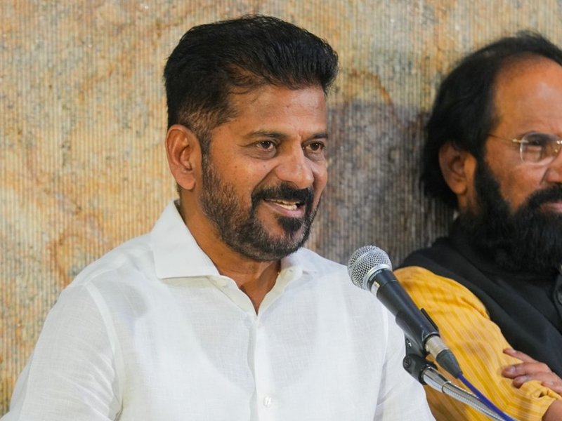 Telangana CM Revanth Reddy dares KCR to debate on river water allocation (Photo: IANS)