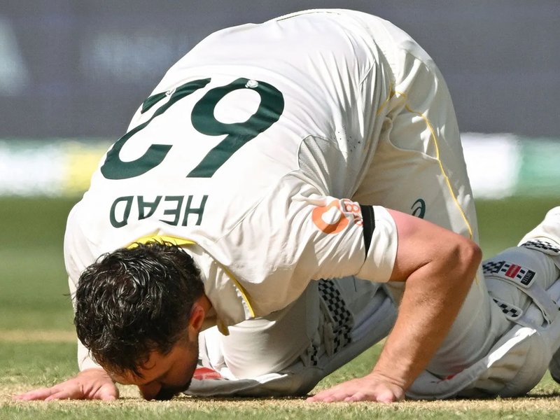 Travis Head's masterclass takes Australia to 271/4 and lead England by 356 runs at stumps on the third day of the third Test at the Adelaide Oval in Adelaide on Friday. Photo credit: cricket.com.au