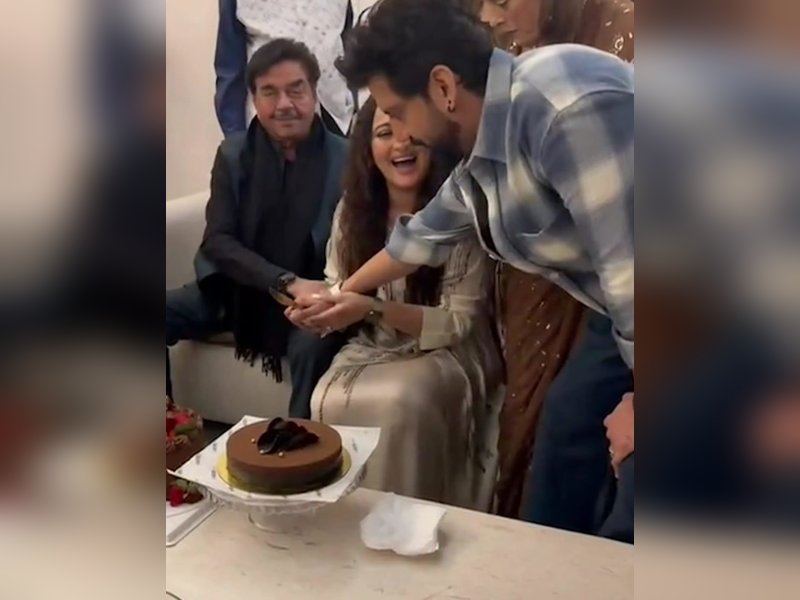 Sonakshi Sinha celebrates Shatrughan Sinha, Zaheer Iqbal's birthdays; Pooja Ruparel shares inside video