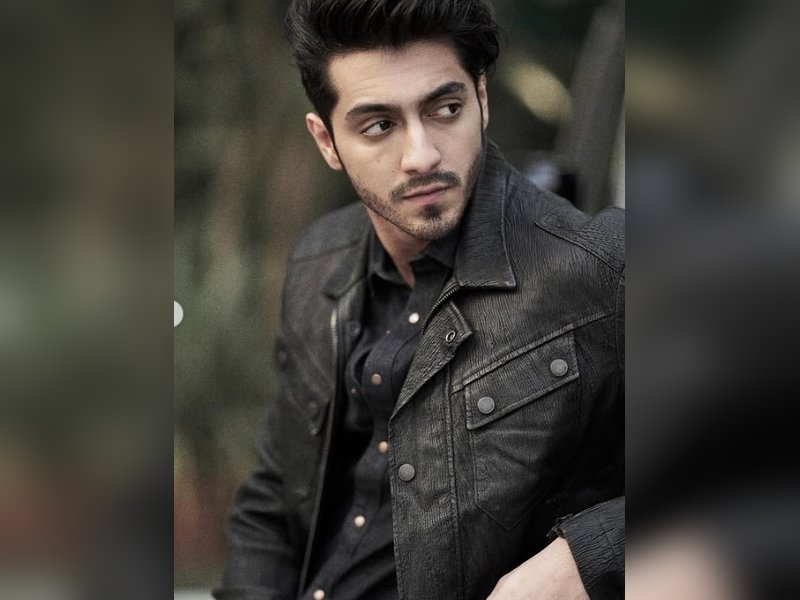 सिंहावलोकन 2025: हिट डेब्यू से फ्लॉप तक, इस साल सिनेमाघरों में कुछ ऐसा रहा स्टार किड्स का हाल 