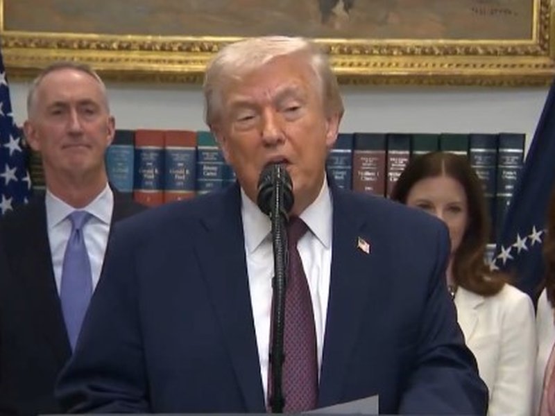 Trump targets insurers, says drug price savings must go directly to patients