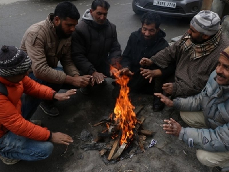 Kashmiris await rain and snow as 40-day long 'Chillai Kalan' begins tomorrow