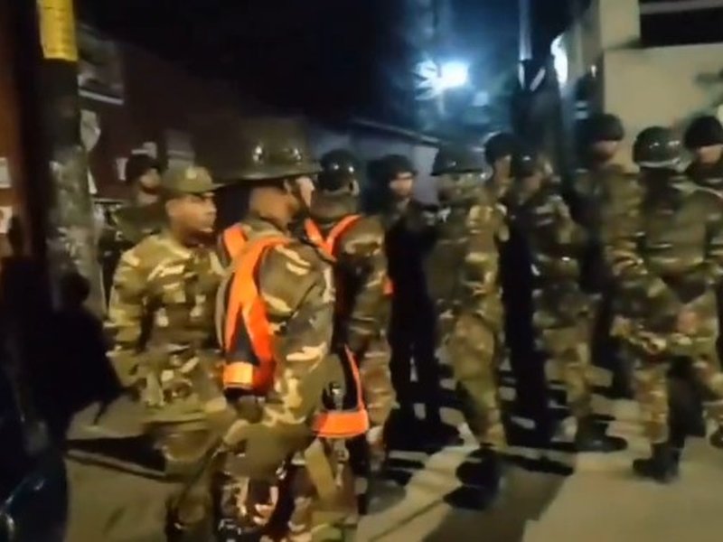 Bangladesh: India suspends visa services after violent attack near its Chittagong mission