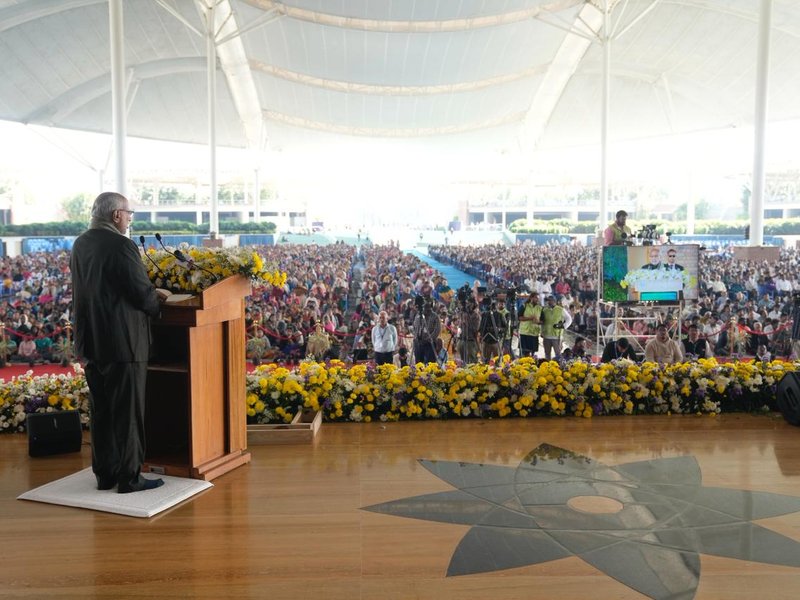 आंतरिक शांति और सामाजिक सद्भाव के लिए जरूरी है ध्यान: उपराष्ट्रपति