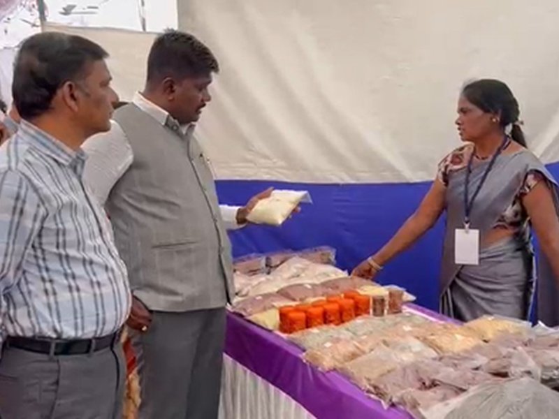 Gujarat: Swadeshi fair organised in Dang district, locals and tourists urged to ‘buy local’ 
