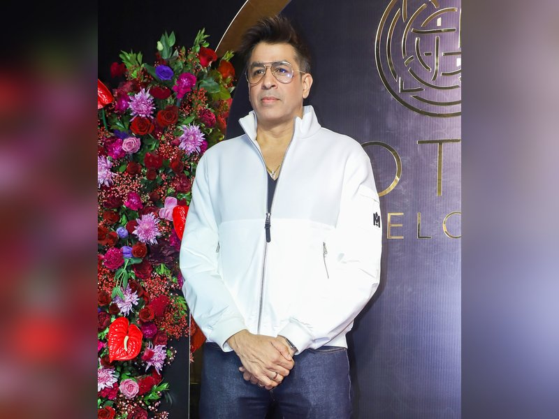 Rajat Bedi reacts to Viveck Vaswani’s criticism of Aryan Khan’s ‘Ba***ds of Bollywood’ director-kicking-woman scene