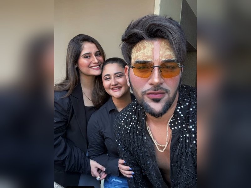 Rashami Desai says 'lucky to have friends like you' as she reunites with her 'Bigg Boss 13' gang