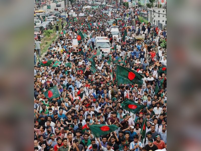 Bangladeshi community, journalists in London condemn attacks on media outlets back home