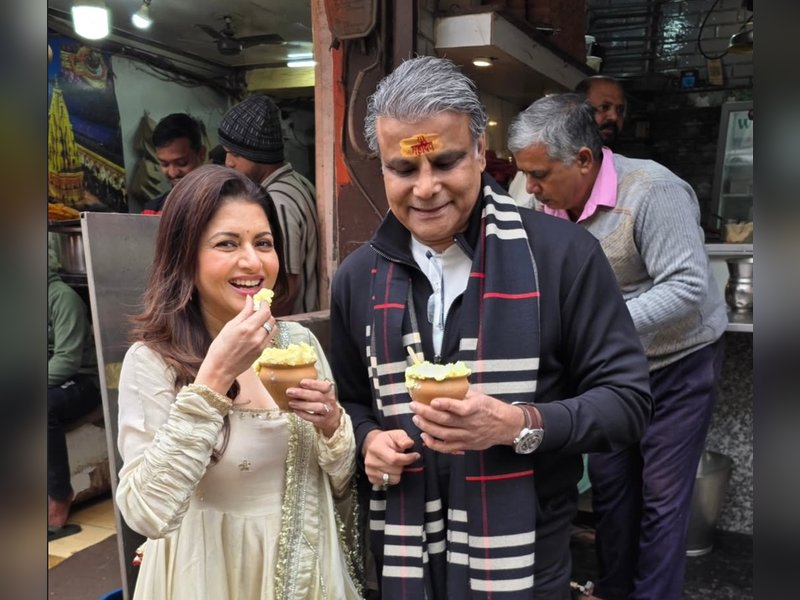 Bhagyashree soaks in the flavours of Banaras with a street food feast