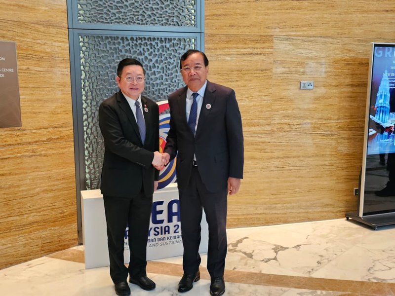 ASEAN, Cambodia discuss peaceful settlement of disputes through dialogue