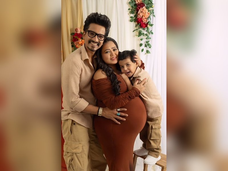 Bharti Singh wonders if she would love her new born baby: 'Mujhe abhi bhi pyaar toh apne Gole se hi hai'