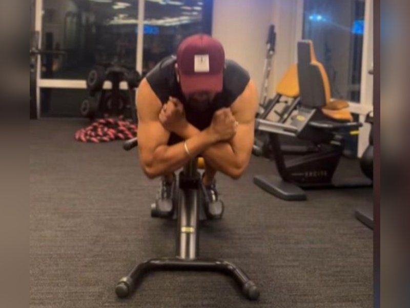 Sharad Kelkar hits the gym for an intense session to prepare for his next