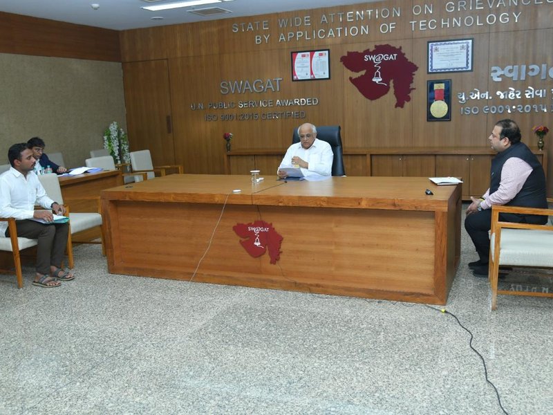 ‘स्वागत’ कार्यक्रम में मुख्यमंत्री भूपेंद्र पटेल ने नागरिकों की शिकायतें सुनकर तुरंत निवारण के दिए निर्देश