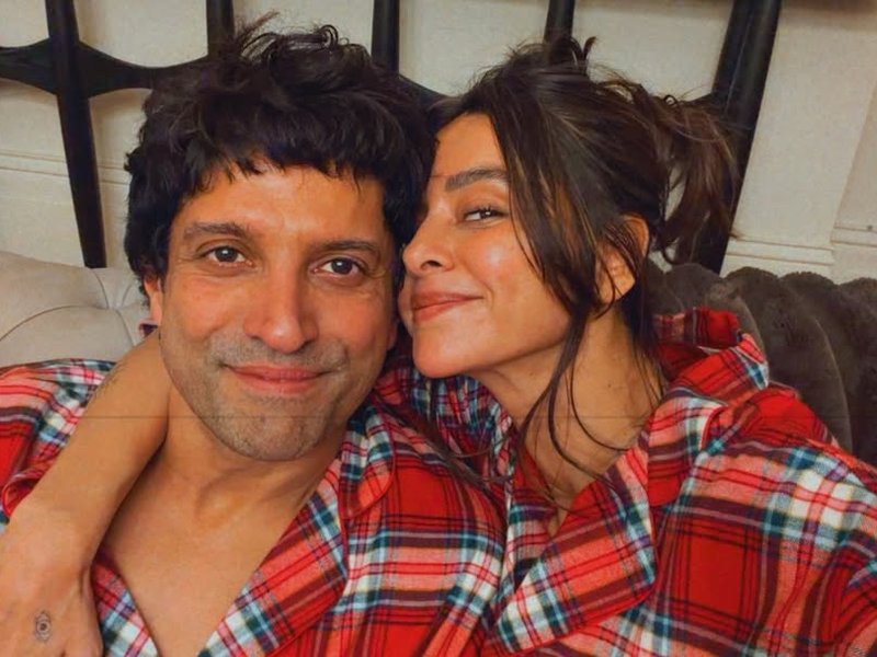 Shibani Akhtar twins with hubby Farhan Akhtar as they celebrate the most beautiful time of the year