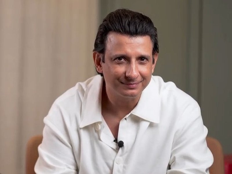Sharman Joshi shares how he made it without a filmy background as he completes 25 years in the industry