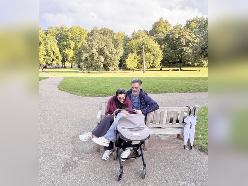 Suniel Shetty celebrates 43 years of togetherness with his love arc and soulmate